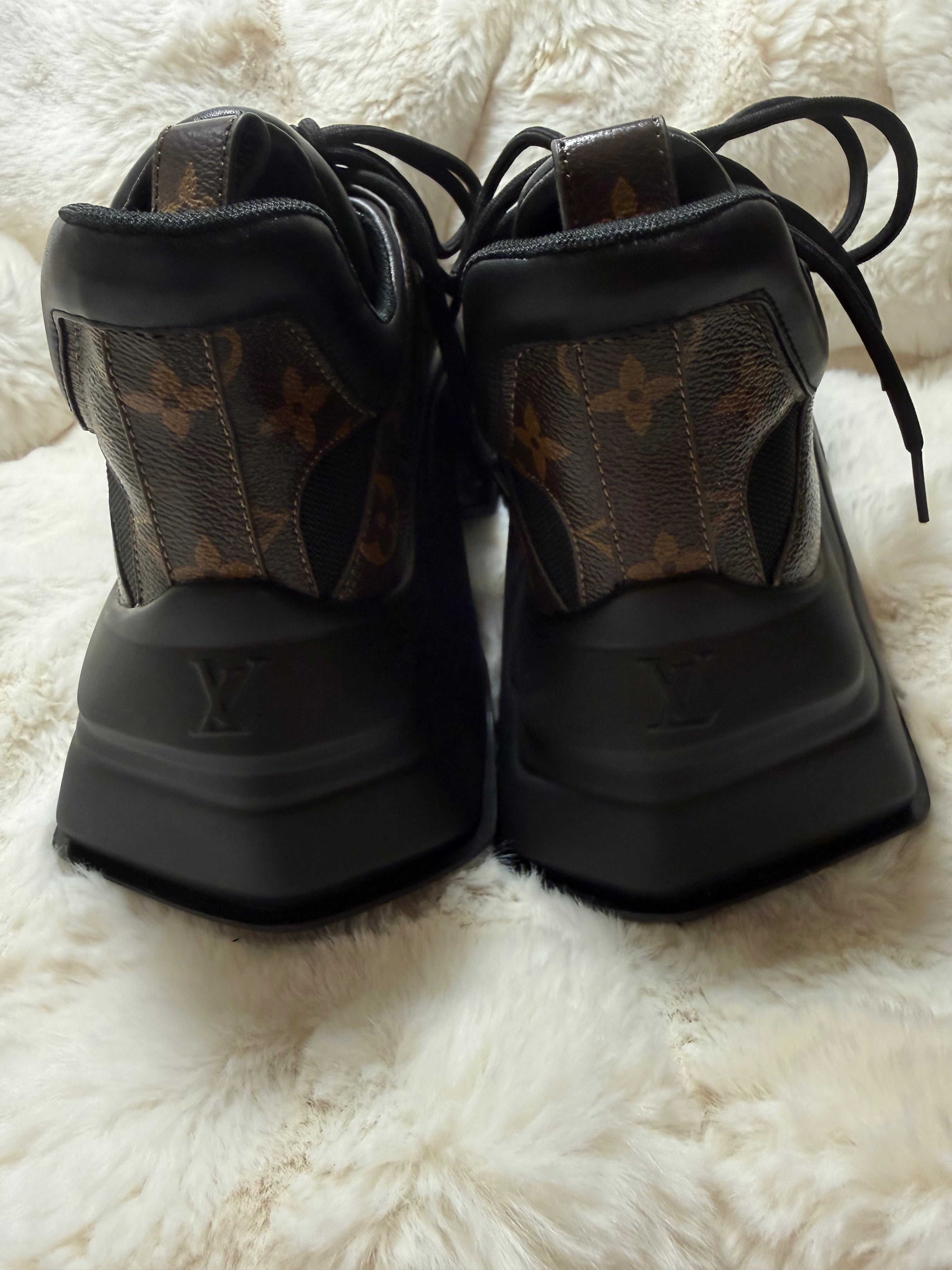 Brand New No Box LV Archlight Sneaker Size 39
